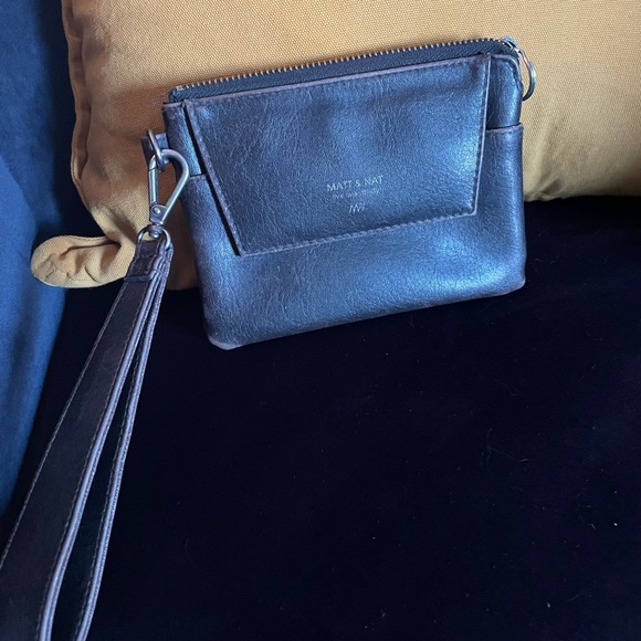 Matt and Nat wristlet Brown - Picture 1 of 4